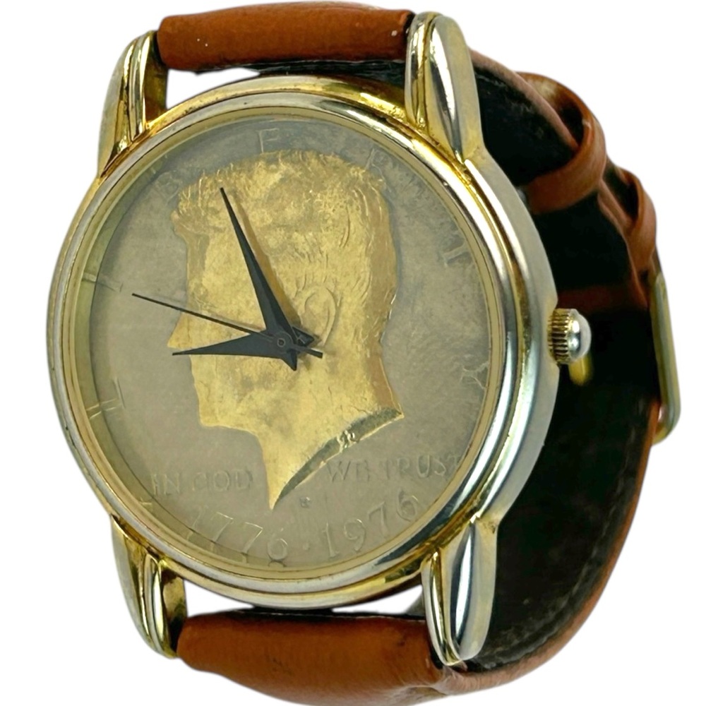 Vintage Claremont JFK 1976 Bicentennial Anniversary Half Dollar Watch